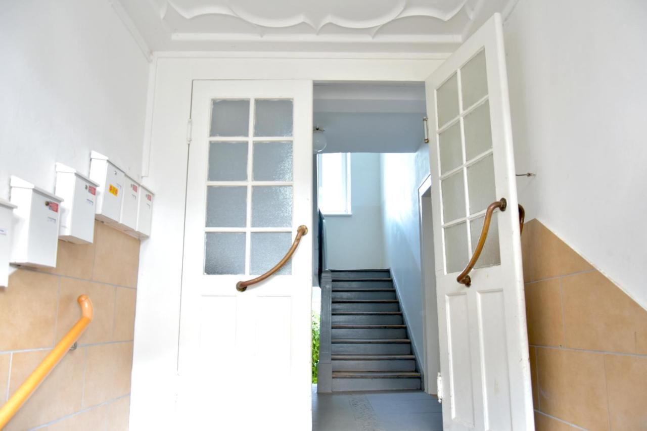 White Midsommar - Stilvolle Wohnung, 3 Schlafzimmer, Wohnzimmer, Kueche Landshut Exterior foto