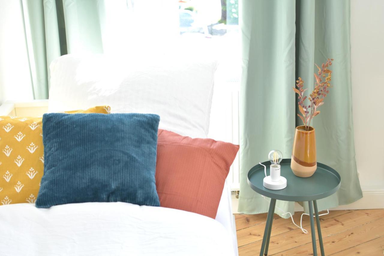 White Midsommar - Stilvolle Wohnung, 3 Schlafzimmer, Wohnzimmer, Kueche Landshut Exterior foto