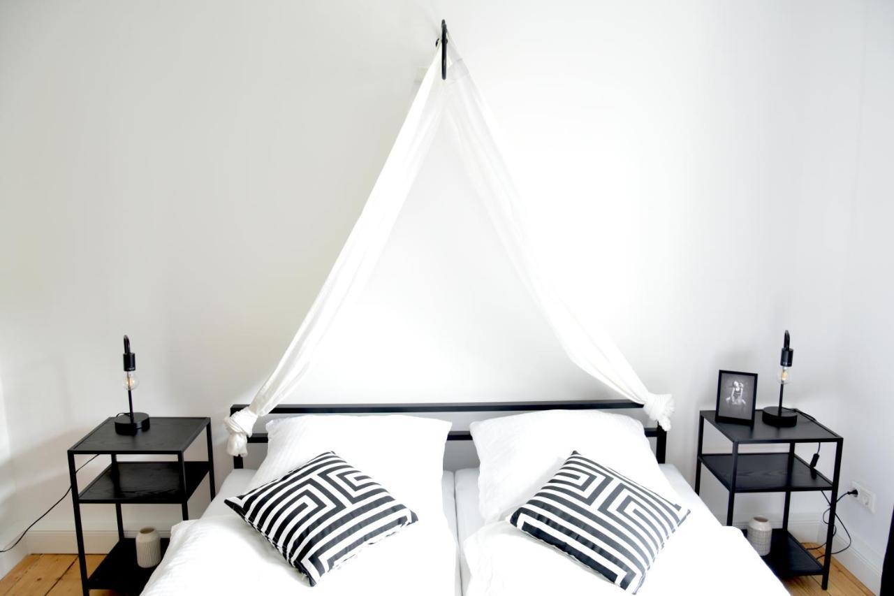 White Midsommar - Stilvolle Wohnung, 3 Schlafzimmer, Wohnzimmer, Kueche Landshut Exterior foto