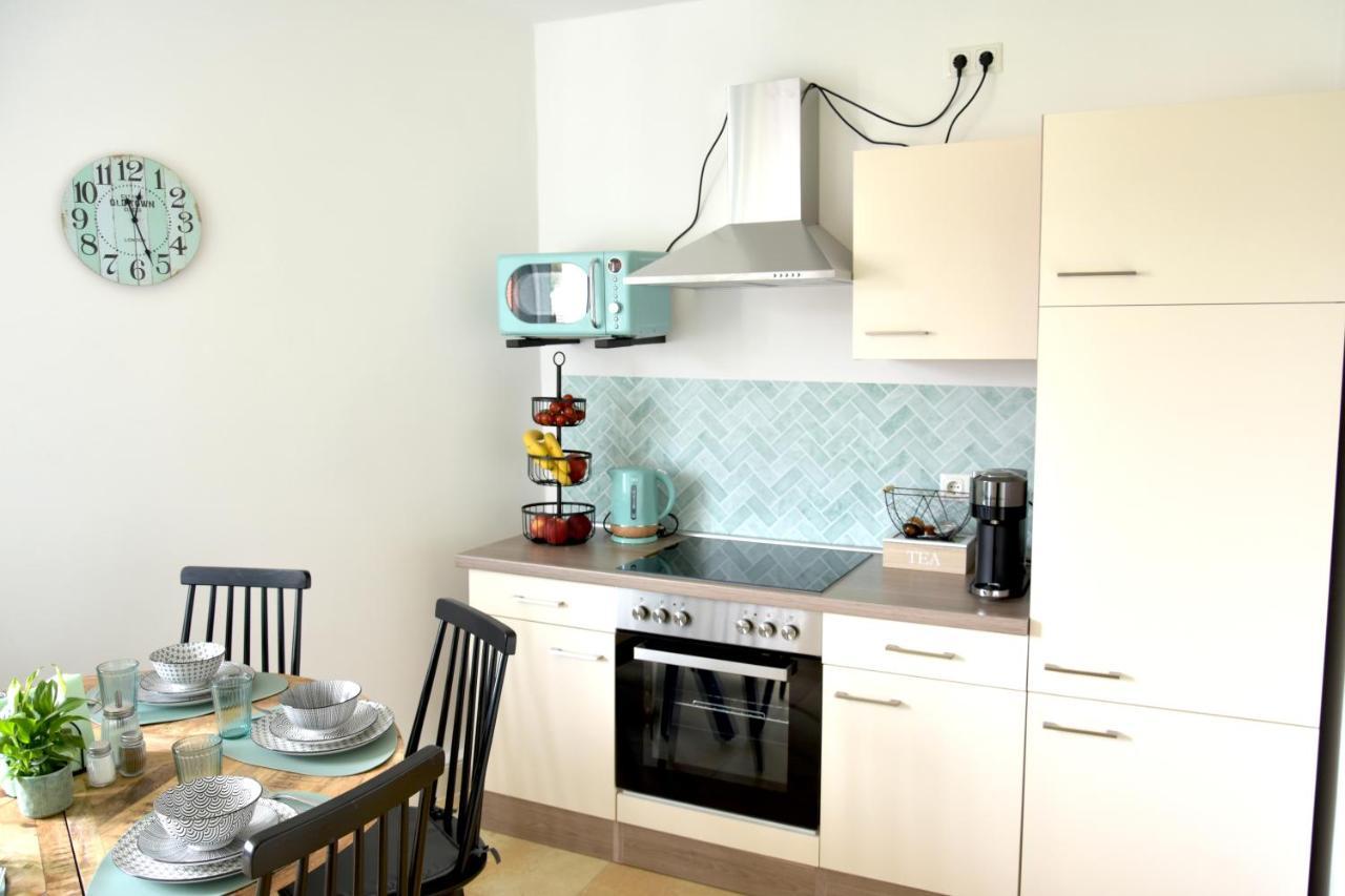 White Midsommar - Stilvolle Wohnung, 3 Schlafzimmer, Wohnzimmer, Kueche Landshut Exterior foto