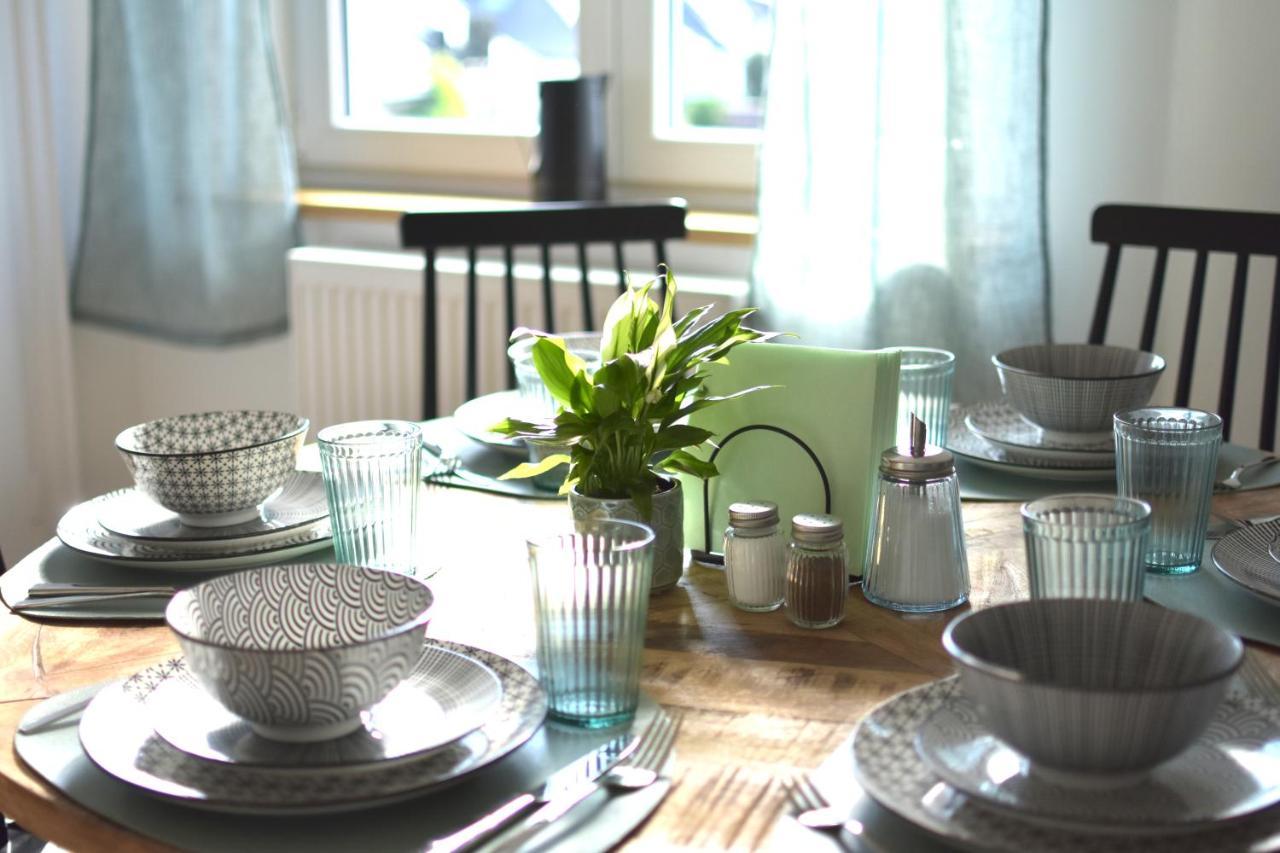 White Midsommar - Stilvolle Wohnung, 3 Schlafzimmer, Wohnzimmer, Kueche Landshut Exterior foto
